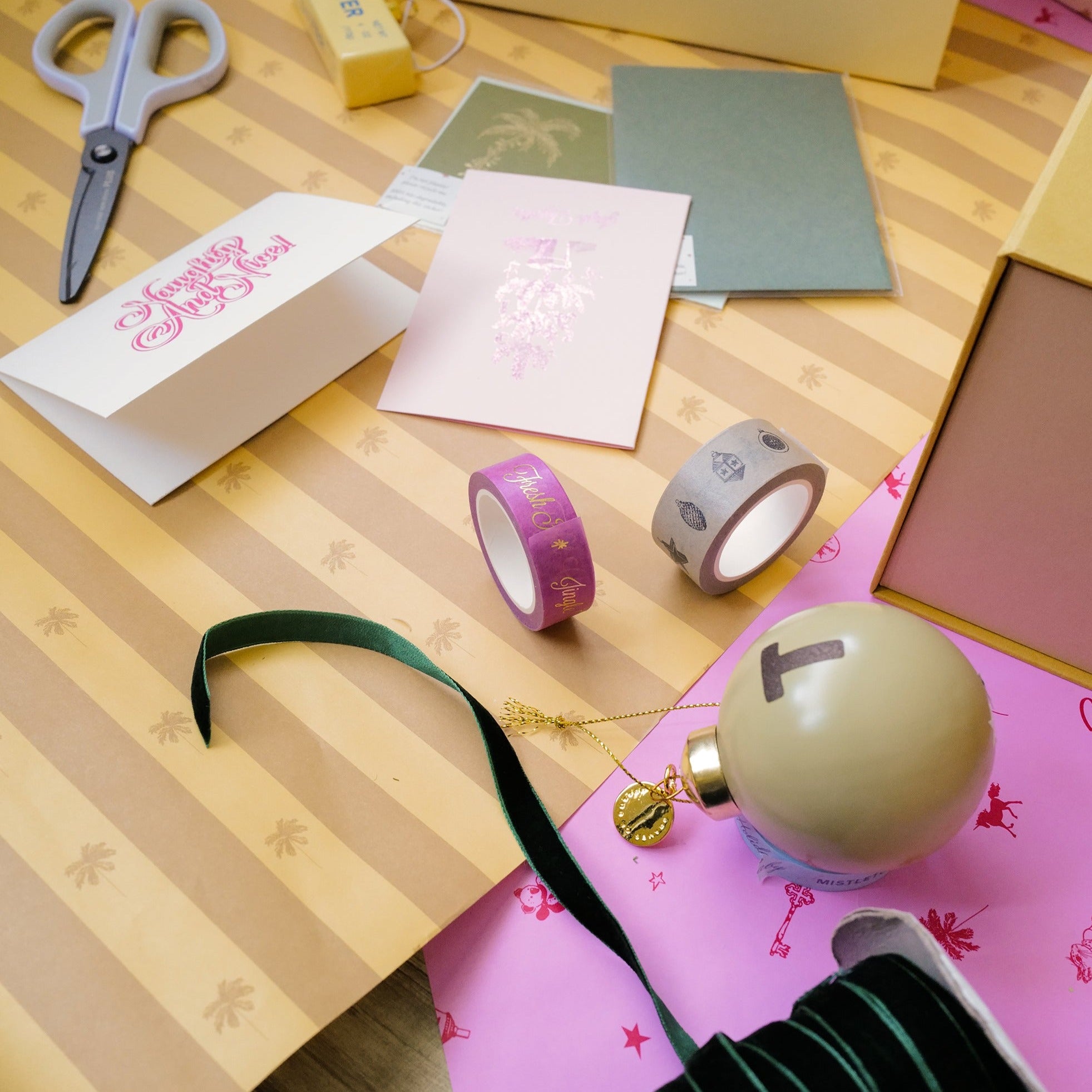 Wrapping paper | Stripes with Palm Tree