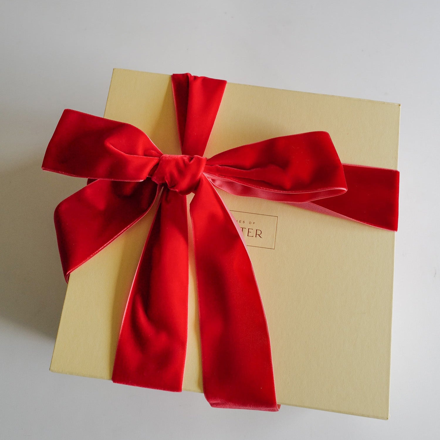 Velvet Bow Gift Wrap Service