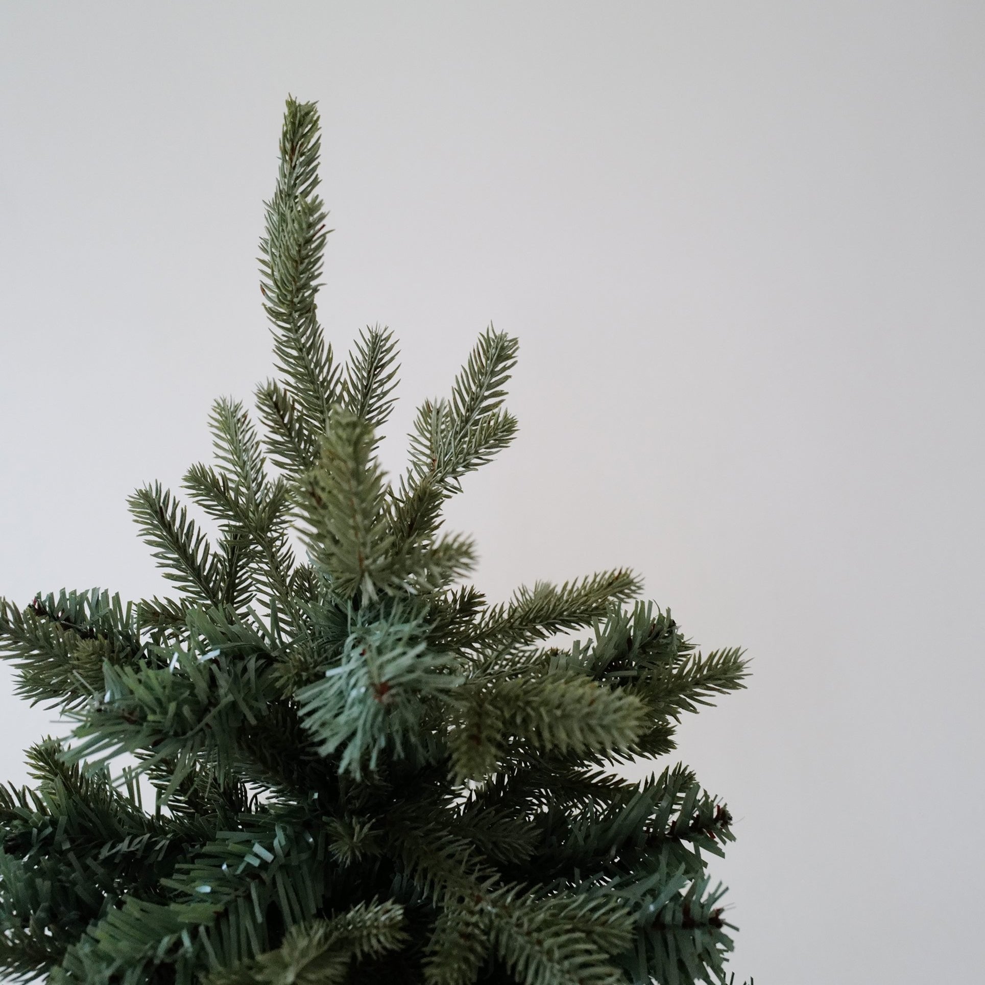 Fake Christmas Tree Details