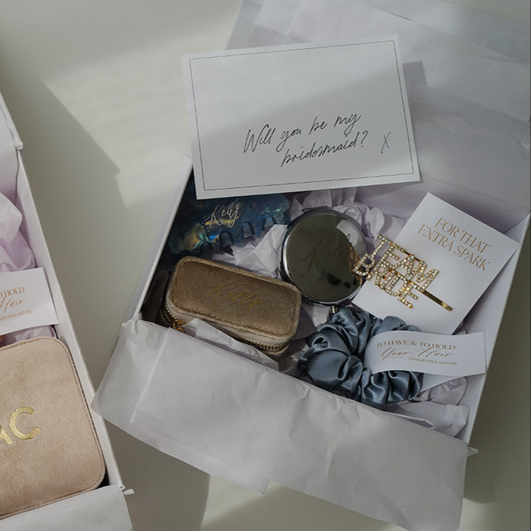 Personalized Bridesmaid Proposal Gift Box (S)